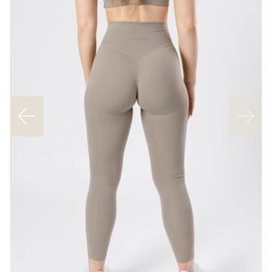 Paragon crossover waist sculptseam legging - flexsweat - Dew colour -size small